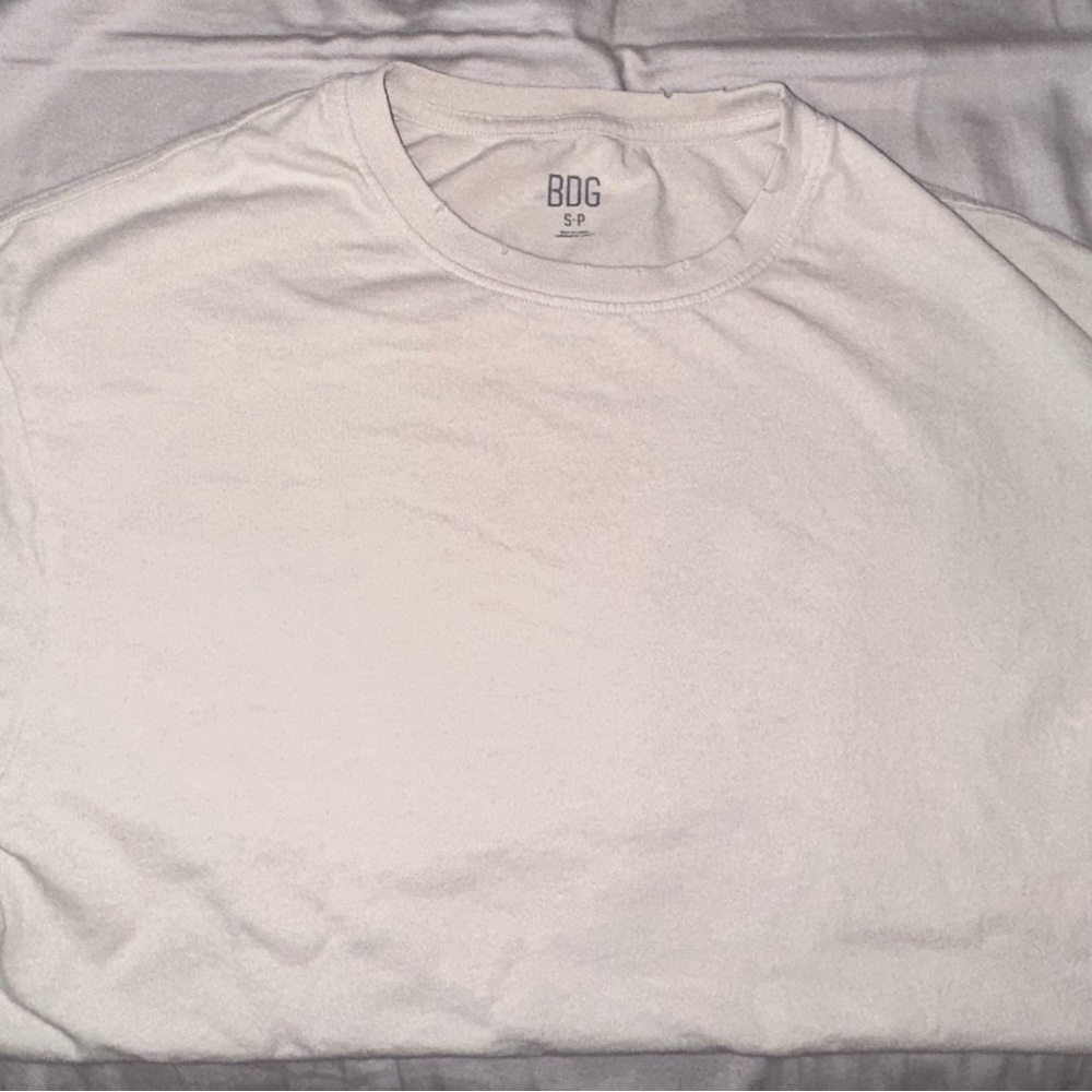 BDG Men’s tee shirt size small never worn/ no tags